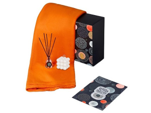 Подарочный набор «Re:y. Cocoon с пледом, свечой и диффузором Подарочный набор «Re:y. Cocoon с пледом, свечой и диффузором