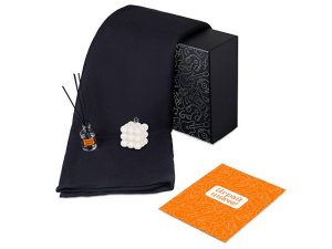 Подарочный набор «Re:y. Cocoon с пледом, свечой и диффузором Подарочный набор «Re:y. Cocoon с пледом, свечой и диффузором